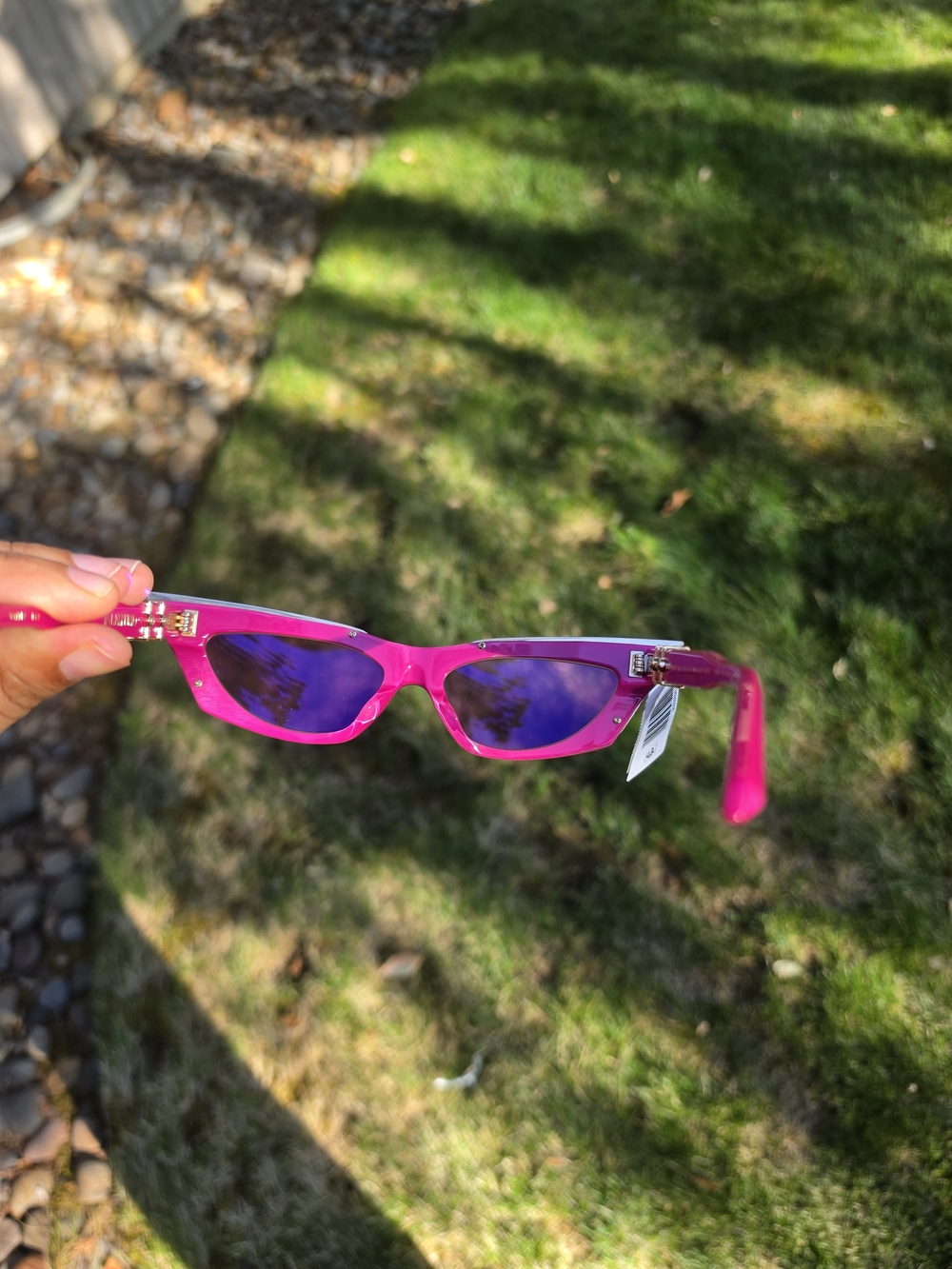 Valentino 55mm V-Goldcut I Cat-Eye Sunglasses in Pink - Picture 3 of 9